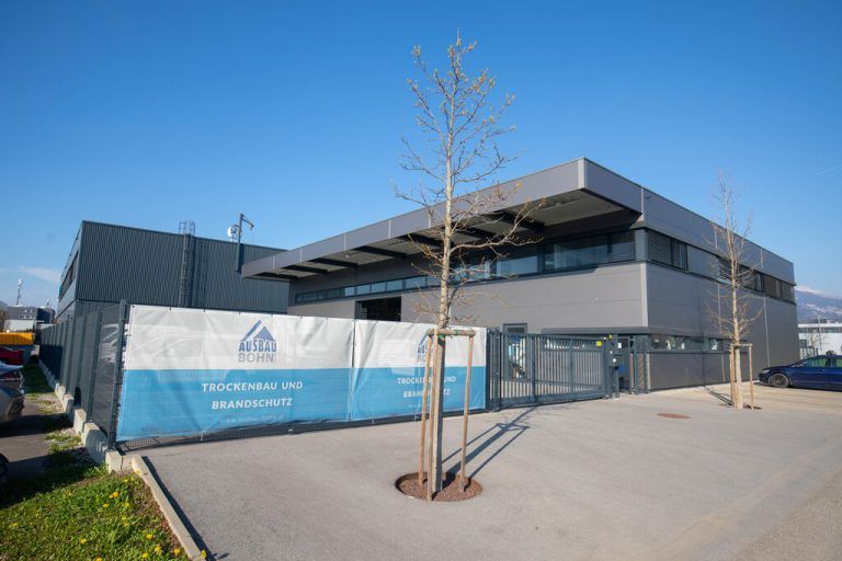 Um 1,3 Millionen Euro hat Ausbau Bohn 2017 einen Standort in Feldkirch errichtet. Hartinger, KSV1870