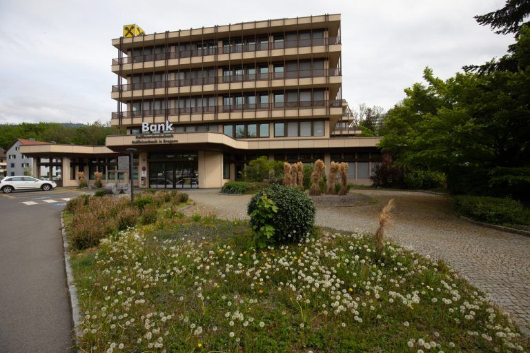 Vorstandsvorsitzender Michael Alge zeigt sich zufrieden.⇒Marcel Hage, Hartinger