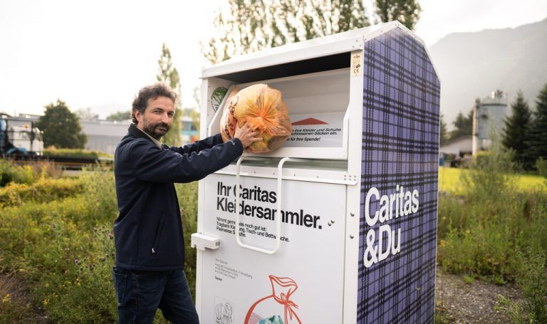 Die Textilien, die im Caritas-Kleidercontainer landen, werden in Hohenems aufbereitet.Caritas vlbg