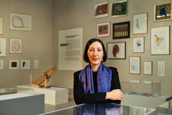 Die Kuratorin Kathrin Dünser bei der Ausstellung „Direkt!“.Miro Kuzmanovic