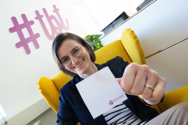 Buchautorin Friederike Hehle hat selbst vor zehn Jahren ein eigenes Unternehmen gegründet. Hartinger, Edition V