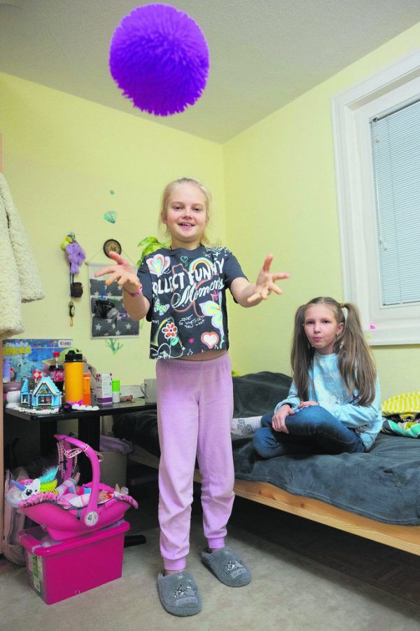 Neues Zuhause in Bregenz: Eva (9) und Mylana (8) besuchen die Volksschule Weidach, Marc (unten) geht noch in den Kindergarten.