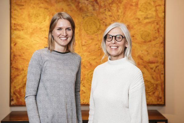 Ulli Laine-Valentini (r.) und Antonia Herburger.  mathis