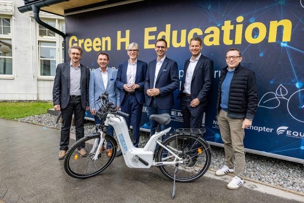 Anlagenbauer Emanuel Gstach, HTL-Dornbirn-Direktor Michael Grünwald, WKV-Präsident Wilfried Hopfner, Landeskrankenhaus Markus Wallner, Industrie-Spartenobmann Markus Comploj und Industrie-Bildungssprecher Udo Filzmaier (v.l.).Mauche