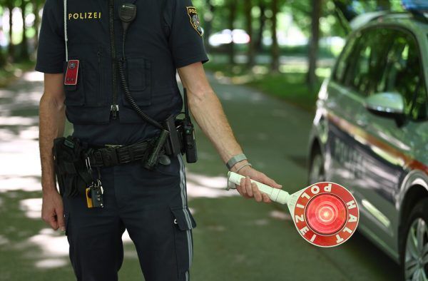 Die Kontrollen fanden am Dienstag statt. Symbolbild apa/Gindl