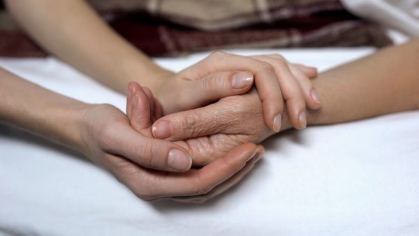 Die Pflege steht in Feldkirch im Fokus. shutterstock