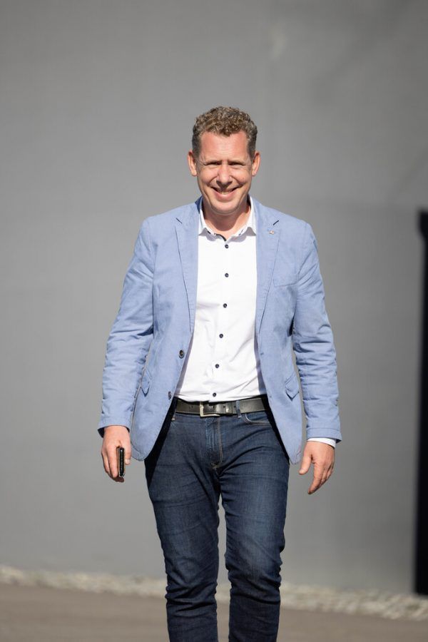 AK-Präsident Heinzle bewahrt die marrode Integra vor dem Untergang. hartinger