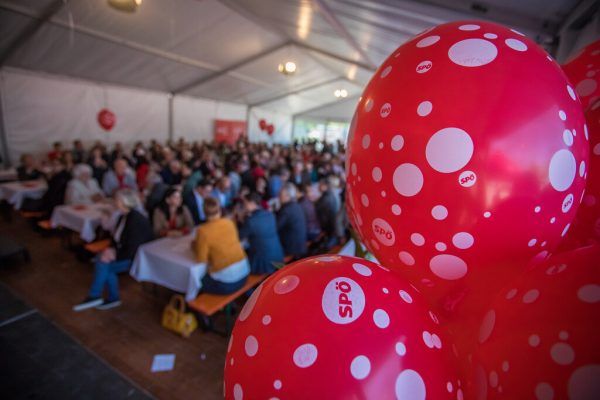Am 1. Mai wird der Tag der Arbeit traditionsgemäß am Bregenzer Hafen gefeiert. steurer