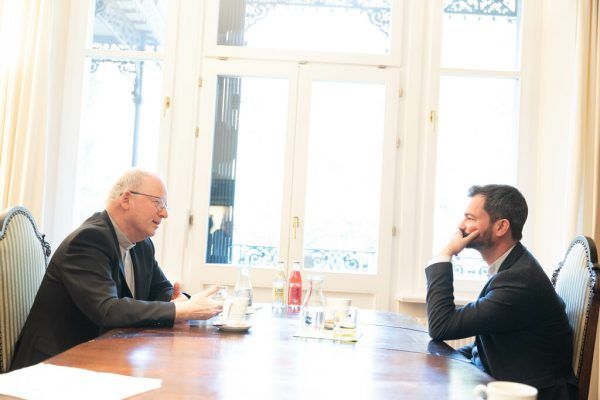 Bischof Elbs beim Interview im Feldkircher Bischofshaus.