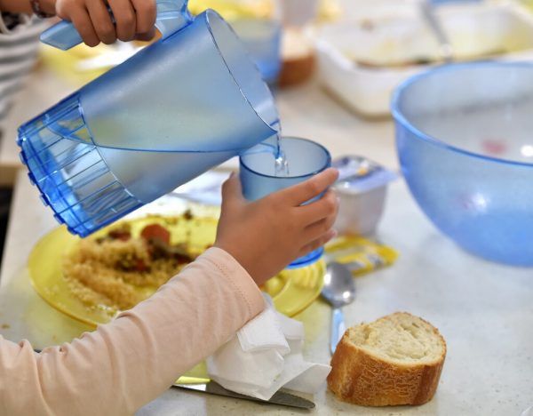 Das Mittagessen wird mit bis zu fünf Euro gefördert. apa