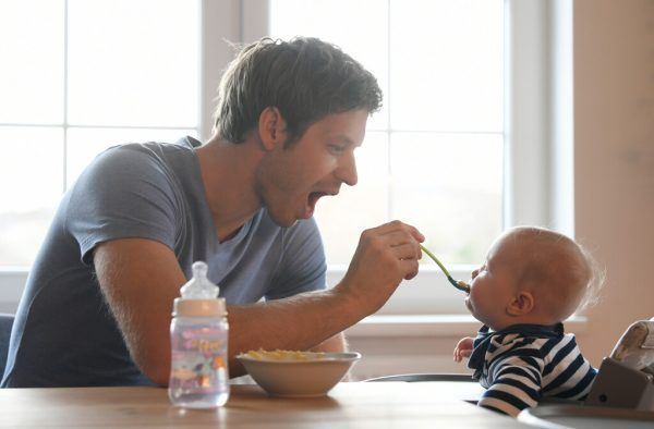 Die Finanzierung von Familienleistungen soll auf solidere Beine gestellt werden. techt/apa