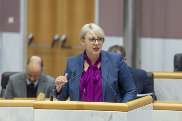 Neos-Klubobfrau Sabine Scheffknecht. Paulitsch