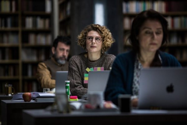 Abgeschottet soll das Buch übersetzt werden. Nameless media