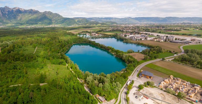 Bei den Paspelsseen möchte die Agrargemeinschaft in großem Stil Kies abbauen. Bekommt die Stadt Feldkirch vor Gericht Recht, wäre sie auch an diesen Erlösen beteiligt.⇒Hartinger