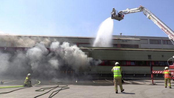 Die Feuerwehren Lauterach und Wolfurt waren im Einsatz. Maurice Shourout