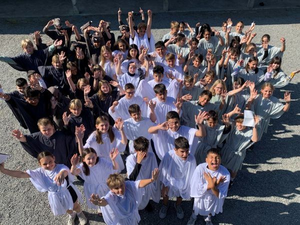 Auch Lustenauer Volksschulkinder spielen mit.Theater Mutante