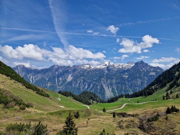 Auf einfachen Wegen lassen sich drei Gipfel umrunden.Gerhard Vylet (3)