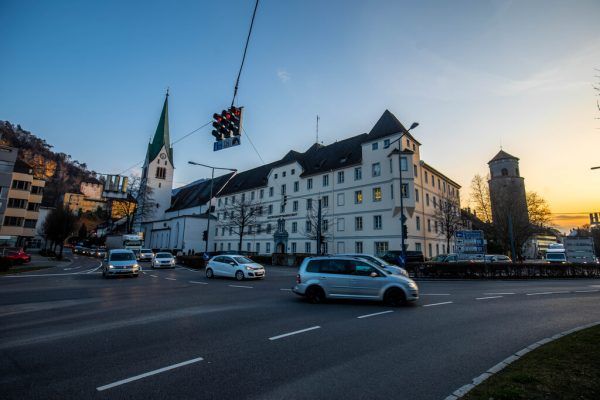 Bei der BH Feldkirch stehen die Ampeln auf Rot, auch was die Auskunftsfreudigkeit betrifft. hartinger