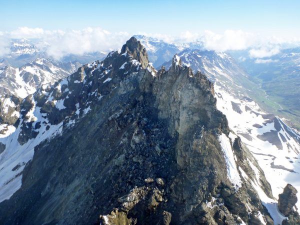 Felssturz am Flucht-horn:Die Silvretta ist laut Gletscherforscher Helfricht für Felsstürze besonders gefährdet.APA, Uni Innsbruck/Hinterramskogler