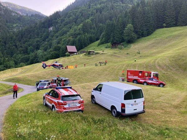 Noch in der Nacht wurde eine Einsatzleitung eingerichtet.