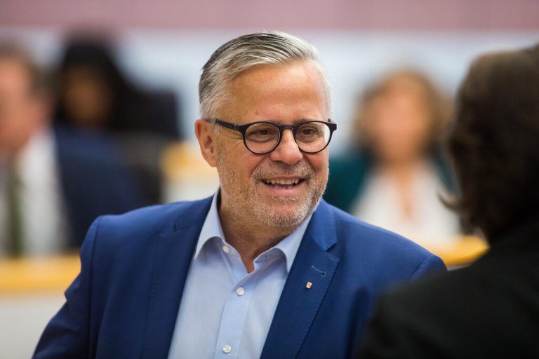 Roland Frühstück (ÖVP) möchte die Innenstadt beleben und die Finanzen ordnen.⇒Steurer
