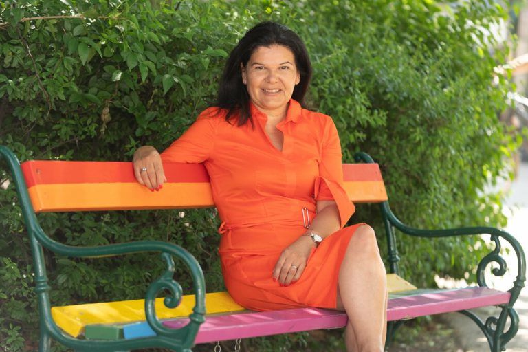 Landtagsvizepräsidentin und Grünen-Gleichstellungssprecherin Sandra Schoch hatte eine Anfrage zur Lohngerechtigkeit gestellt.Stiplovsek, Hartinger, vol.at