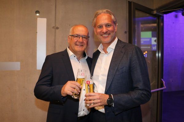 Der neue und der alte IV-Präsident: Elmar Hartmann und Martin Ohneberg. lutz (7)