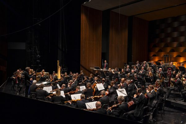 Eindrücke vom 2. Orchesterkonzert mit Dirigent Dirk Kaftan.