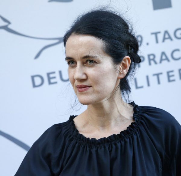 Michaela Falkner wurde neben Xaver Bayer, Elias Hirschl und Philipp Weiss für das Musil-Stipendium ausgewählt. APA/GERT EGGENBERGER