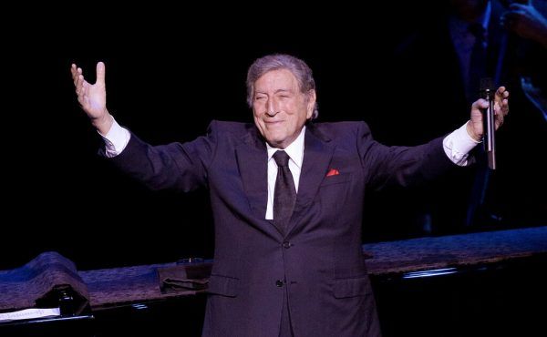 Tony Bennett 2014 während eines Konzerts in der Wiener Stadthalle.  APA/GEORG HOCHMUTH