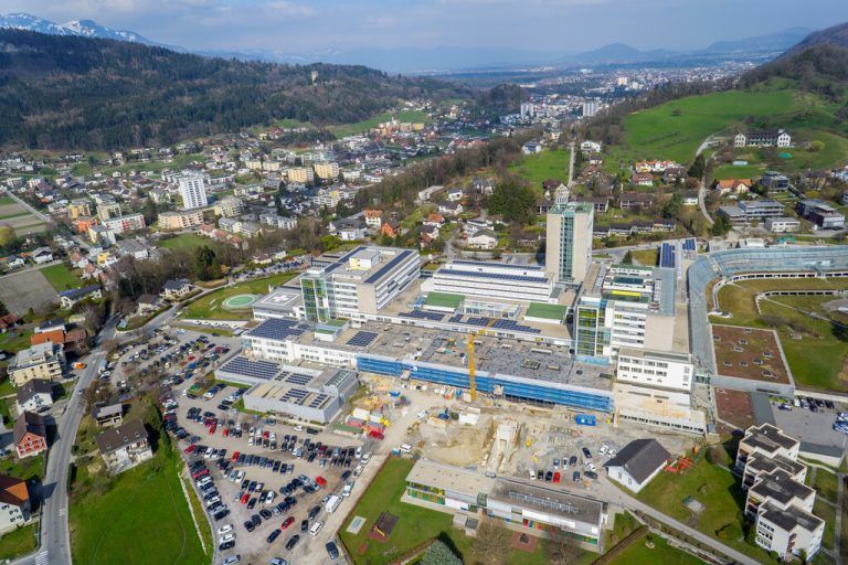 Bei Krankenhausbaustellen kamen verdächtig oft dieselben Unternehmen zum Zug.paulitsch