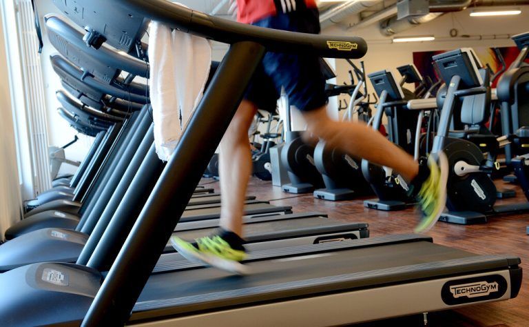 Die Fitnessbranche leidet unter der Teuerung und steigenden Kosten.Symbolbild/apa/dpa