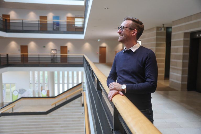 Noch ist das Bregenzer Landhaus der Arbeitsplatz von Johannes Gasser. Das könnte sich bei den nächs­ten Wahlen ändern.Hartinger (2), Vol.at/Mayer