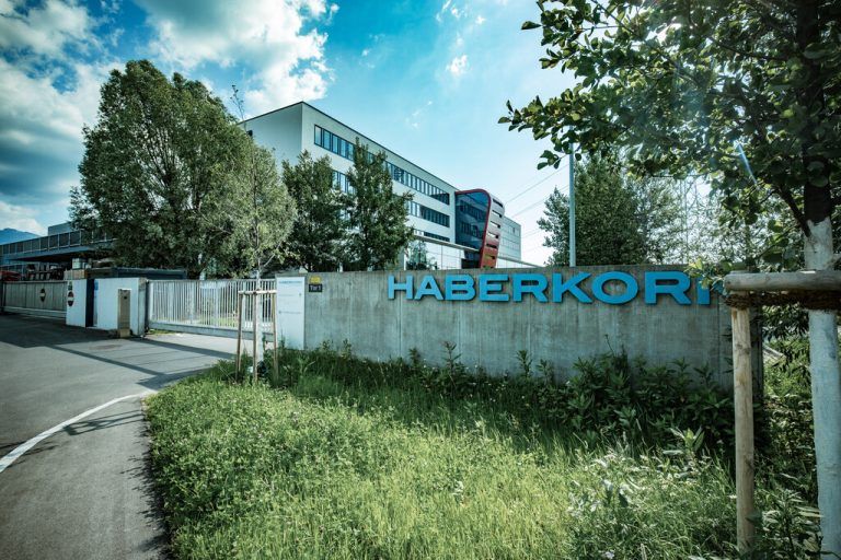 Die entsprechende Vertriebsvereinbarung sei mittlerweile angepasst worden, heißt es von Haberkorn.hartinger