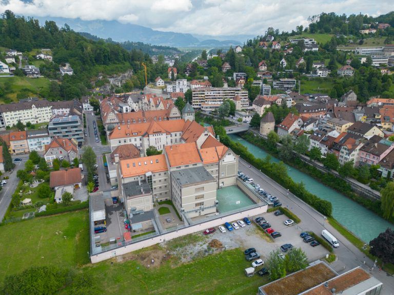 Der Vorfall ereignete sich in der Justizanstalt in Feldkirch.⇒Hartinger