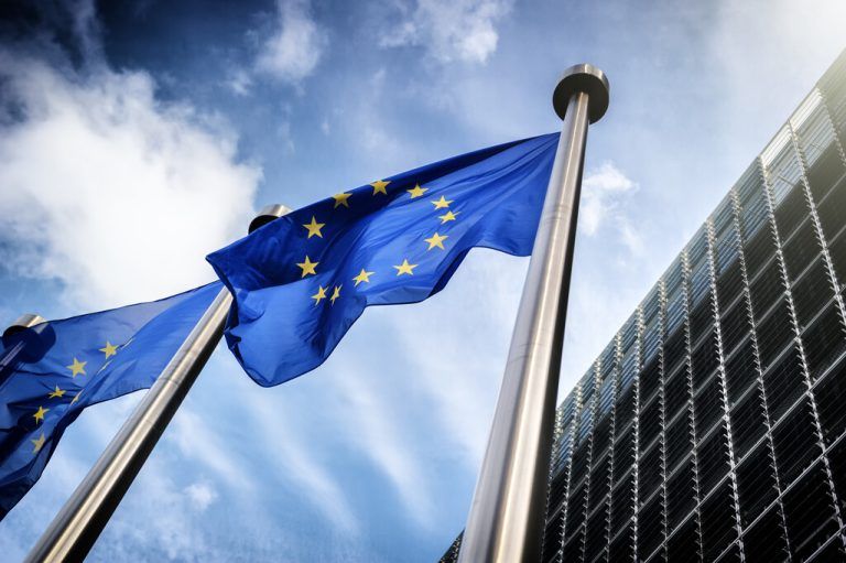 Für Firmen in der EU gibt es neue Vorschriften.Shutterstock