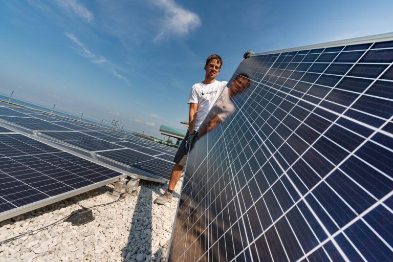 Im Jahr 2023 konnten 28.000 Haushalte ihre Stromversorgung mit Solarenergie decken.⇒Stiplovsek