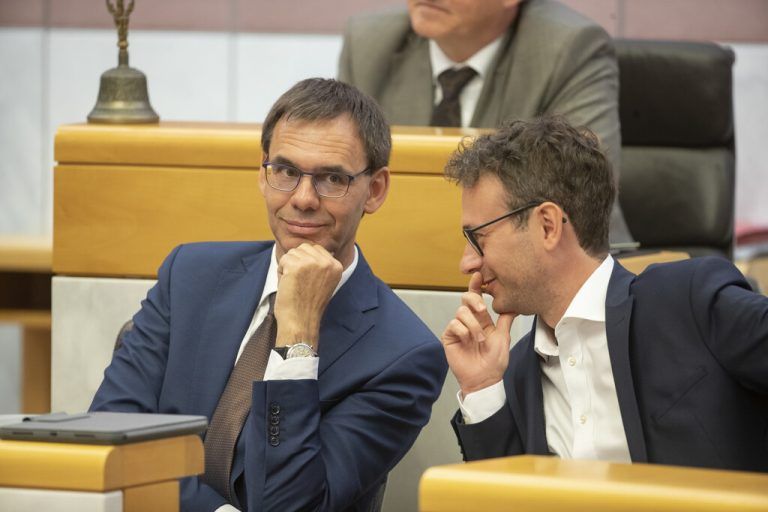 Wallner und Zadra im Landtag.Shourot