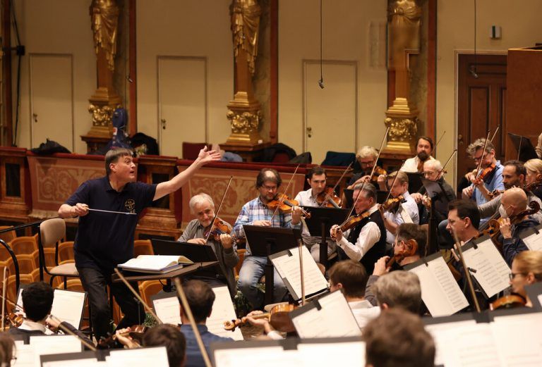 Am Mittwoch haben die Proben der Wiener Philharmoniker unter Christian Thielemann für das Neujahrskonzert 2024 begonnen. APA/WIENER PHILHARMONIKER/DIETER NAGL