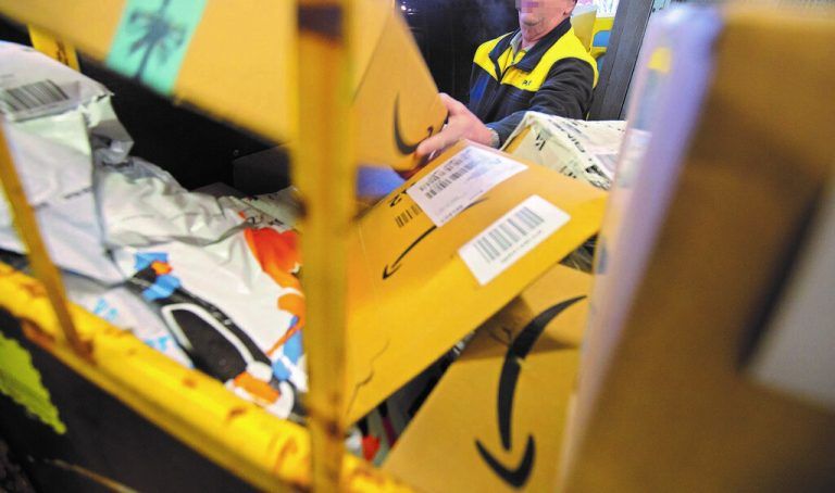 Der Postmitarbeiter entwendete mindestens 150 Pakete.Symbolbild/HArtinger