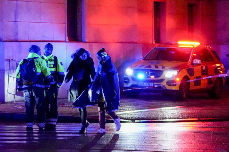 Der Schütze ist offenbar tot. Ap photo