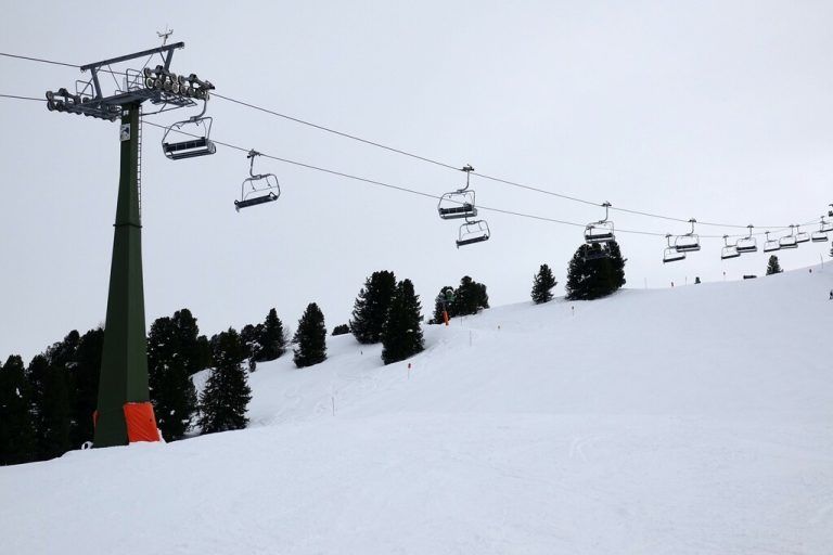 Die Liftfahrt einer Familie endete am Freitag dramatisch.APA/ZOOM.TIROL