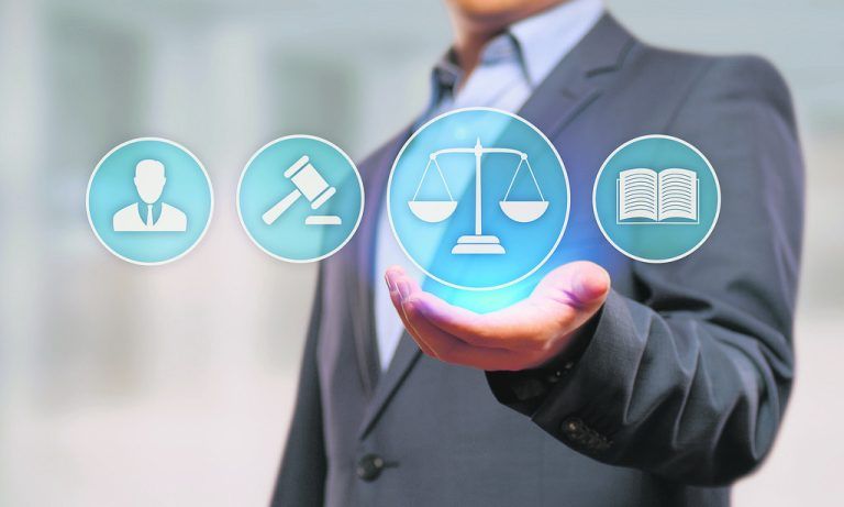 Ein Arbeitgeber darf einzelne Arbeitnehmer nicht willkürlich schlechter behandeln als andere. Shutterstock