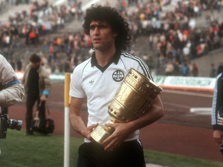 Bruno Pezzey gewann 1981 mit Eintracht Frankfurt den DFB-Pokal. ⇒DPA