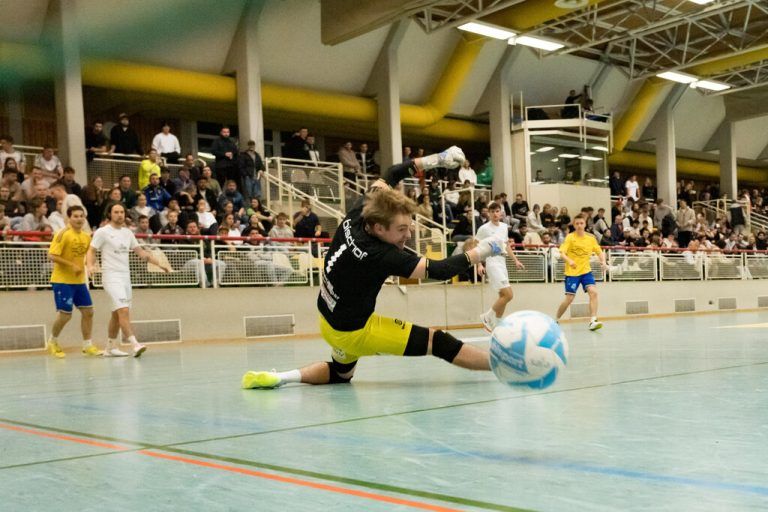 HallenfussbalL Sparkasse MAsters 2024
