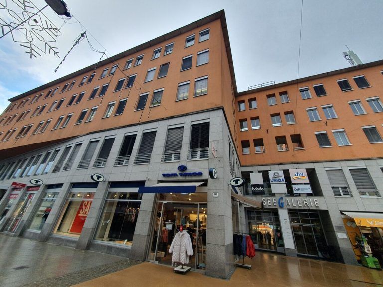 In diesem Gebäude befand sich der Bregenzer Sitz von AV Wines. WPA