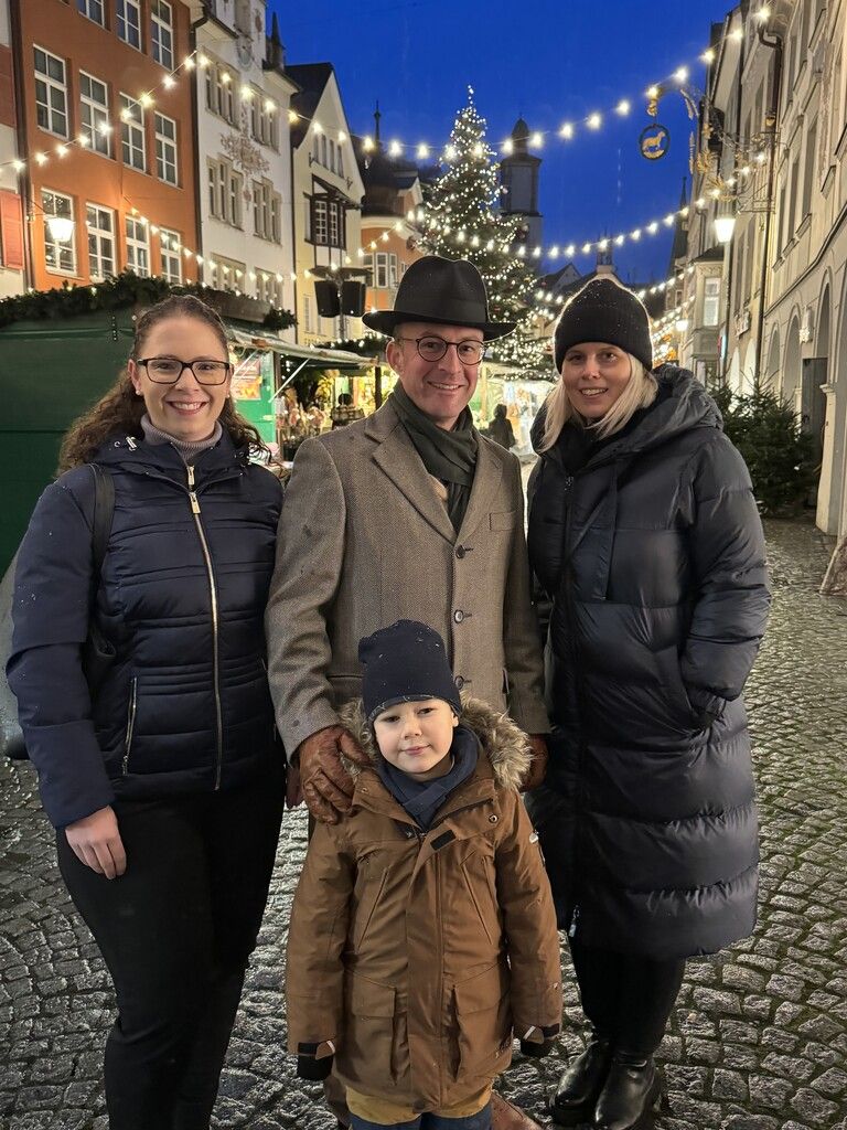 Stadträte-Trio: Nathalie Koch, Benedikt König mit Sohn Johannes, Julia Berchtold.franz lutz (7)