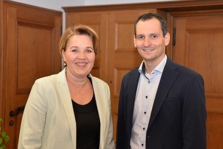 Andrea Kaufmann freut sich.ÖVP
