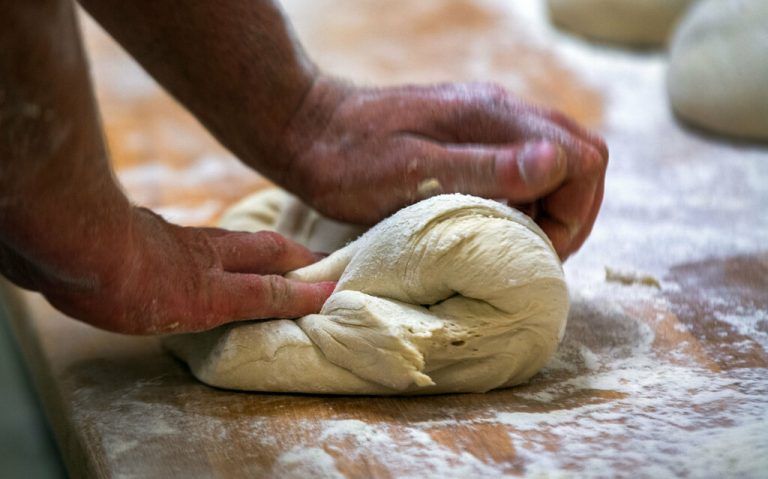 Der Bäcker erhält eine Nachzahlung in Höhe von 27.000 Euro.apa