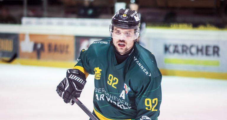 Eigenbauspieler Dominic Haberl möchte mit dem EHC Lustenau Punkte aus Klagenfurt mitnehmen. EHC Lustenau